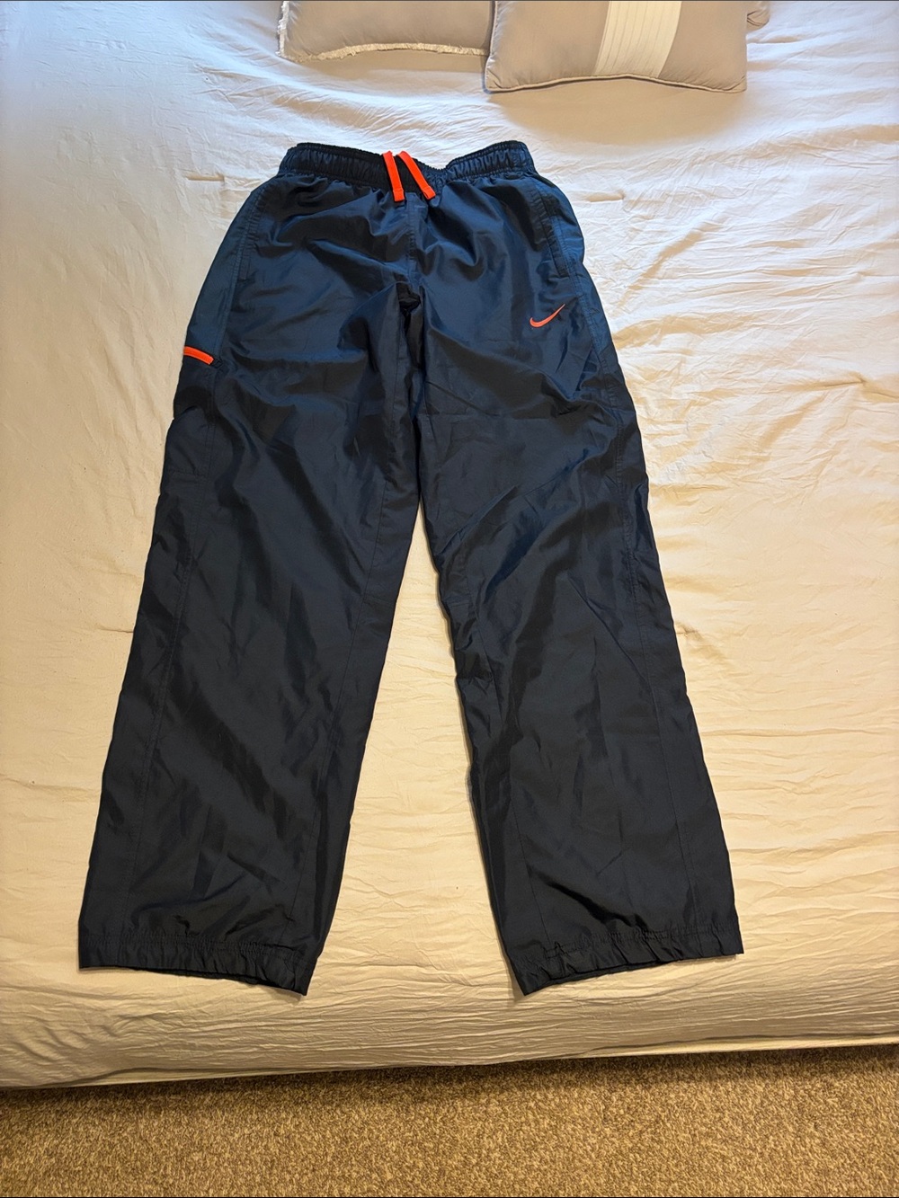Nike windbreaker athletic pants